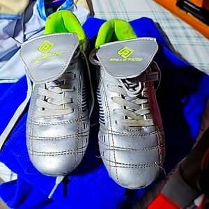 Size 13 kids soccer cleats